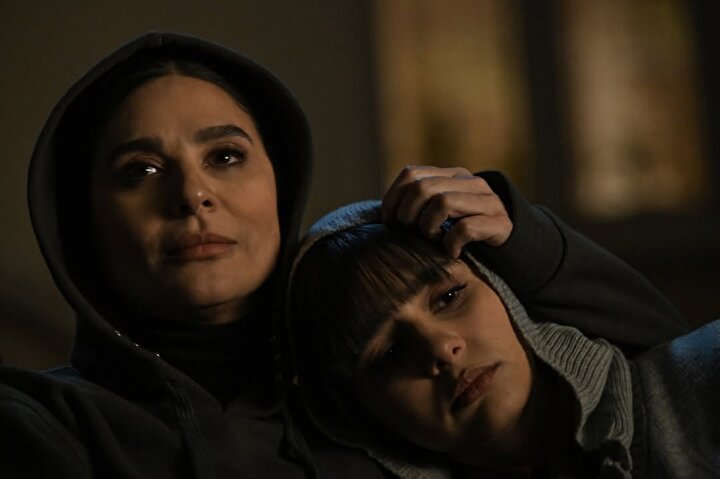 تصاویر سحر دولتشاهی، هدیه تهرانی، پرویز پرستویی و پدرام شریفی در قسمت اول سریال «هزار و یک‌ شب»