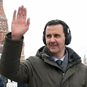 عکسی از بشار اسد و یک دختر جوان در میدان سرخ مسکو جنجال به پا کرد