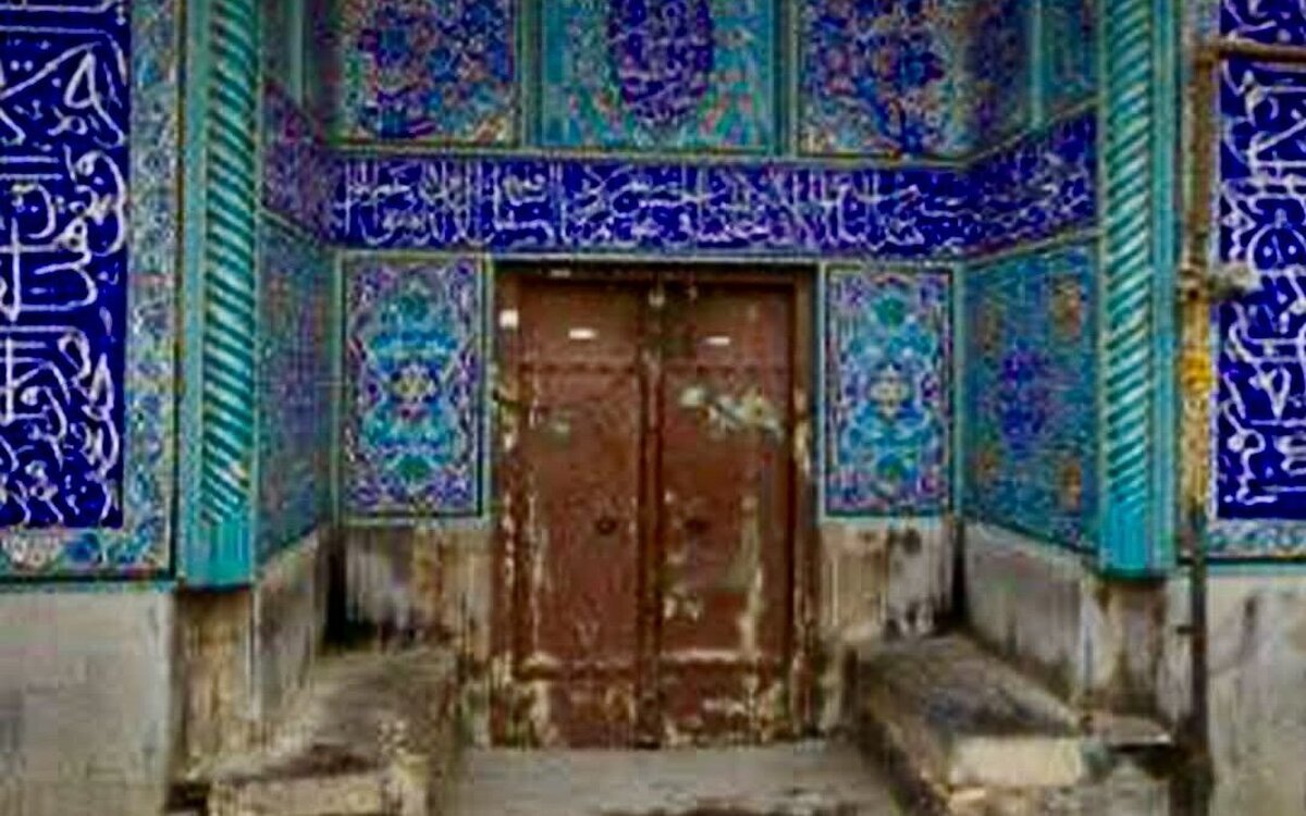 درِ تاریخی مسجد جامع اصفهان به سرقت رفت! + عکس