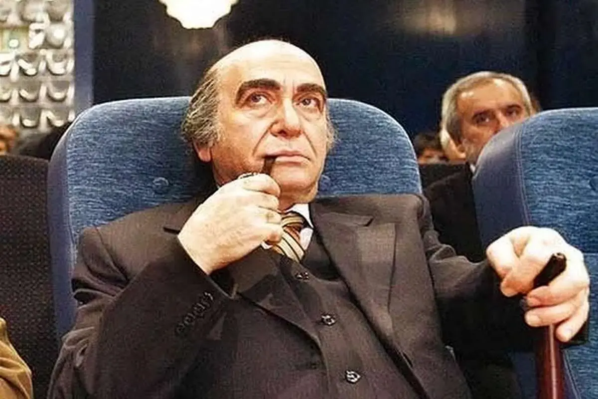 (عکس) «هویدا» کنار «غلامرضا پهلوی و همسرش»؛ دهه ۴۰