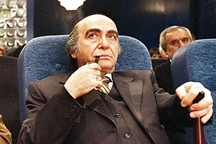 (عکس) «هویدا» کنار «غلامرضا پهلوی و همسرش»؛ دهه ۴۰