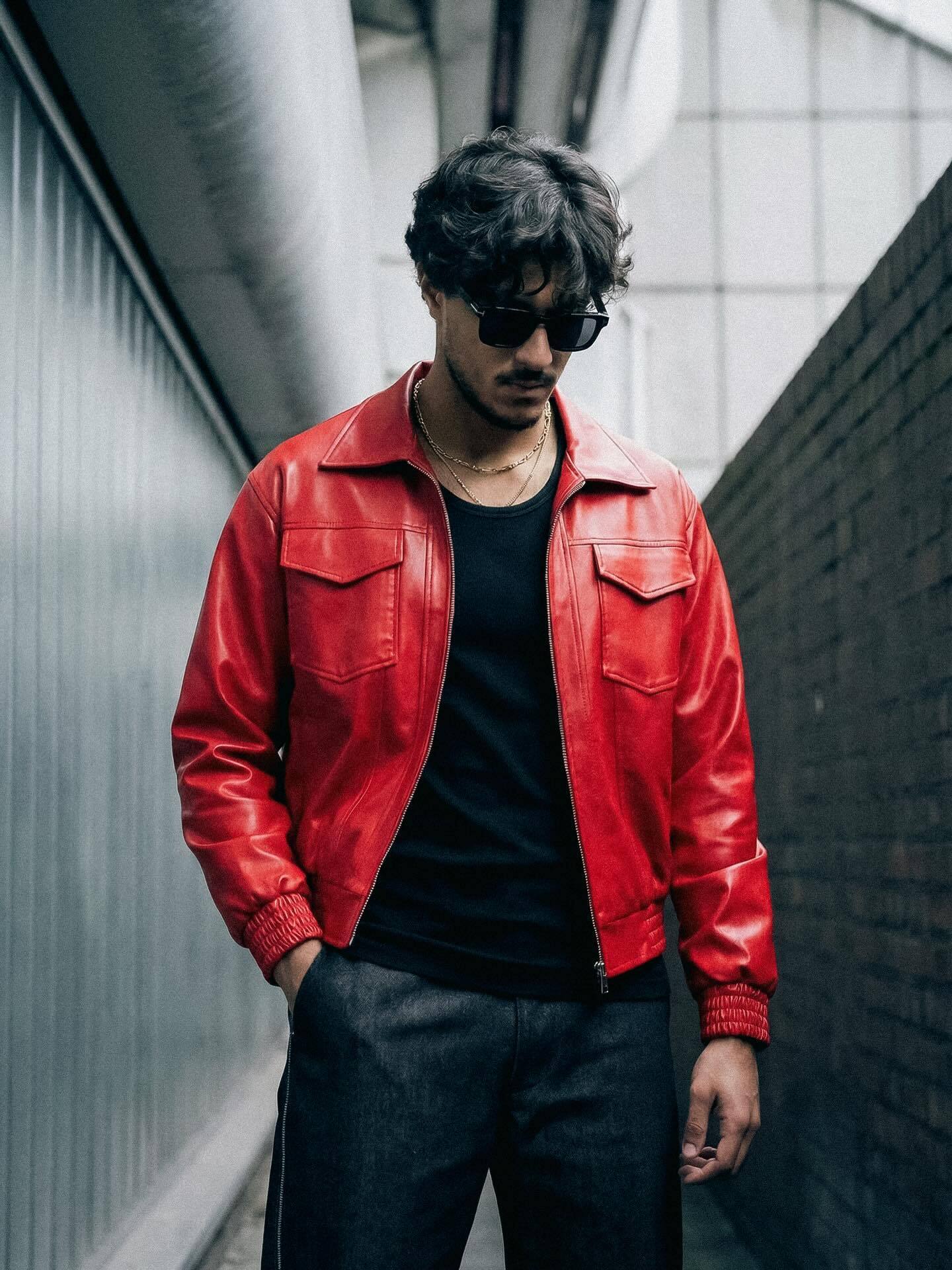 (تصاویر) ورود آیین پسر امیر جعفری و ریما رامین‌فر به دنیای مد؛ آیین جعفری شبیه مدل‌های ایتالیایی!