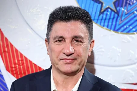 (عکس) اولین تصاویر امیر قلعه‌نویی در قرعه‌کشی جام جهانی