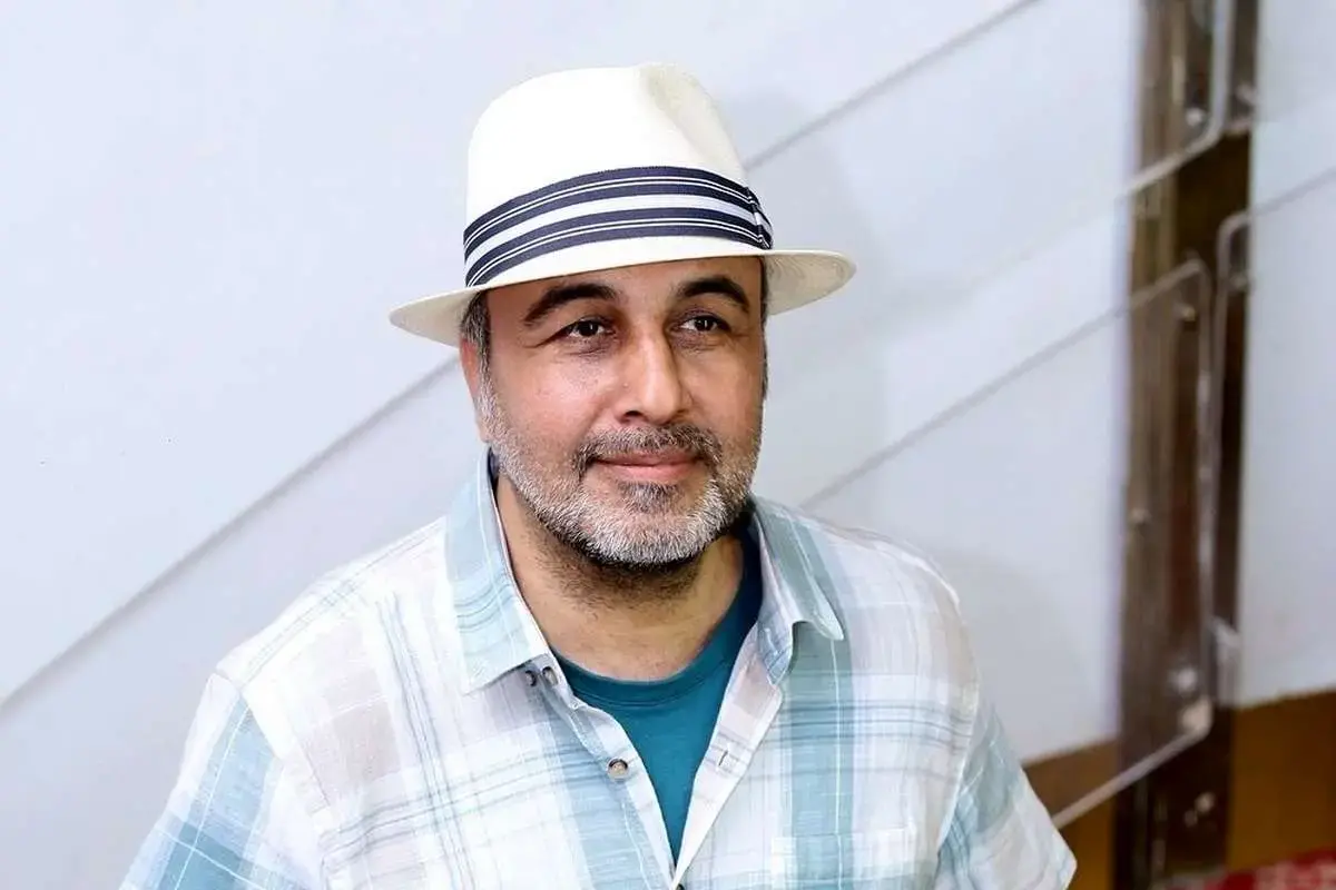 (عکس) رضا عطاران از بیمارستان ترخیص شد | تشکر عطاران از مردم