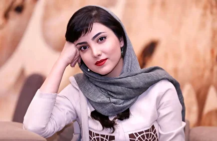 (عکس) جشن تولد ۲۹ سالگی زیبا کرمعلی بازیگر فیلم لاتاری