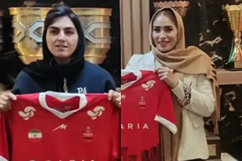 (عکس) رونمایی از دو یاغی جدید فوتبال ایران | زهرا خواجوی و زهرا قنبری به پرسپولیس پیوستند