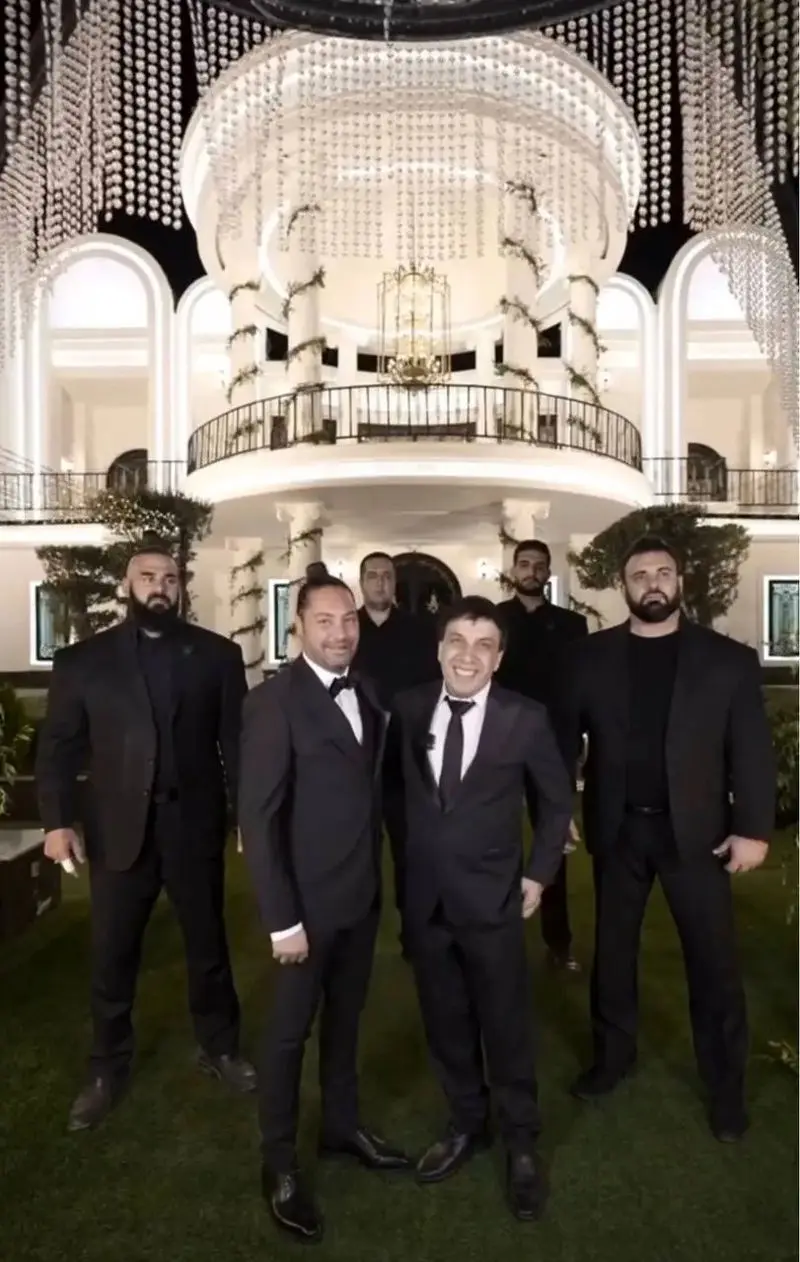 (عکس) آلبوم عروسی عباس جمشیدی فر و همسر جوانش