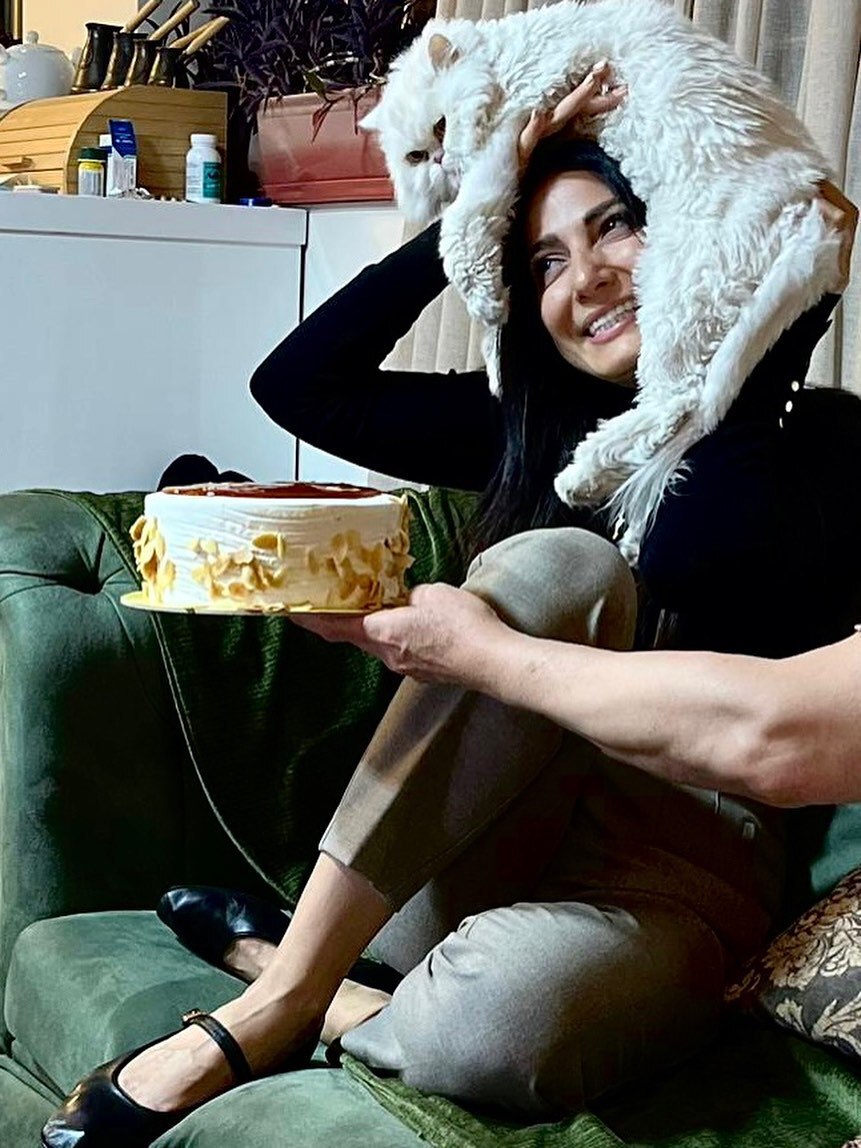 تولد پشت تولد برای سمیرا حسنپور؛ خانم بازیگر با پیشی کوچولوش جشن گرفته تولد پشت تولد برای سمیرا حسنپور؛ خانم بازیگر با پیشی کوچولوش جشن گرفته