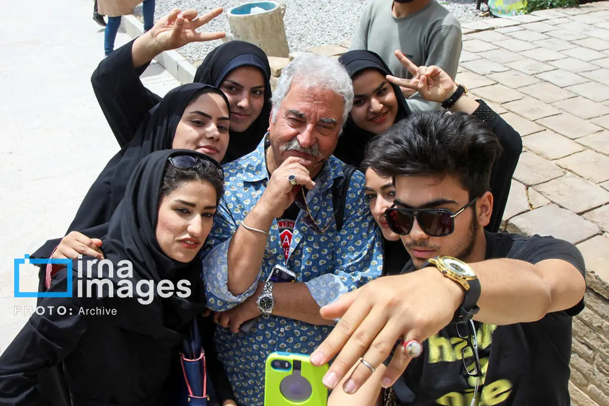 تصاویری از زندگی هادی مرزبان پیشکسوت تئاتر