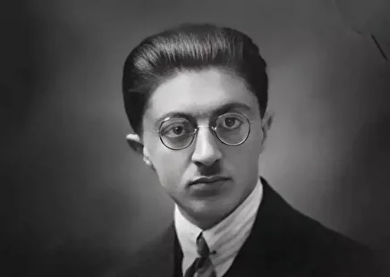 آخرین عکس صادق هدایت قبل از خودکشی | بیوگرافی صادق هدایت