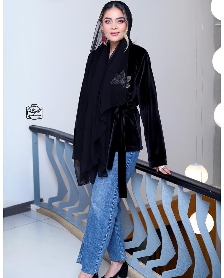 عکس| تیپ شیک عارفه معماریان، دختر محمود نقاشِ پایتخت