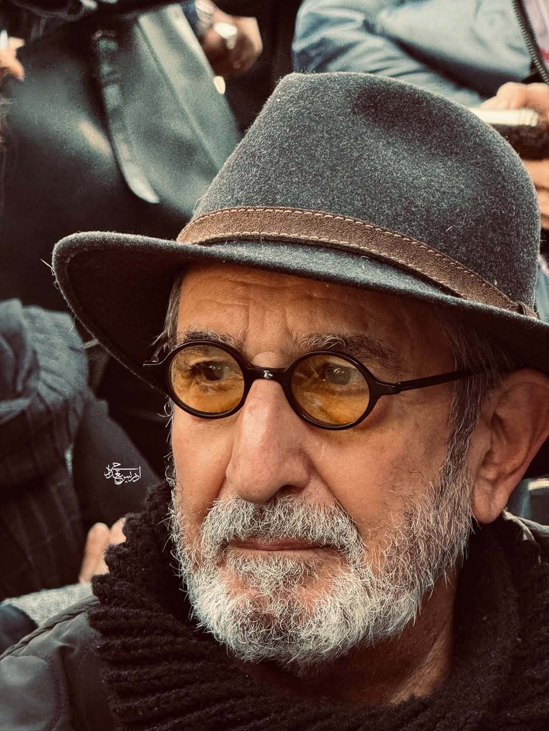 (تصاویر) حضور هنرمندان در مراسم تشییع هادی مرزبان