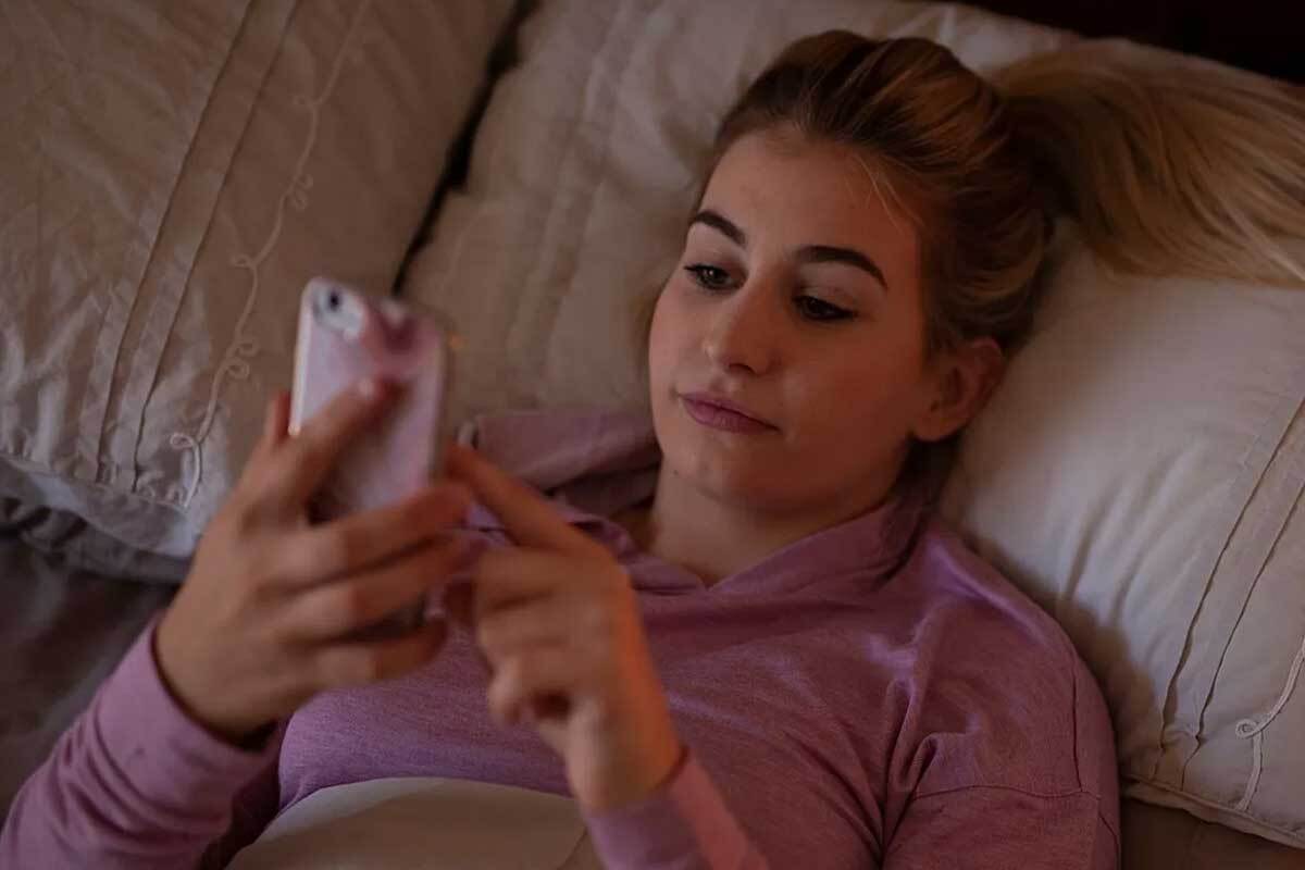 انجمن روان‌شناسی آمریکا: تماشای ویدیو‌های کوتاه اینستاگرام باعث «فسیل شدن مغز» می‌شود