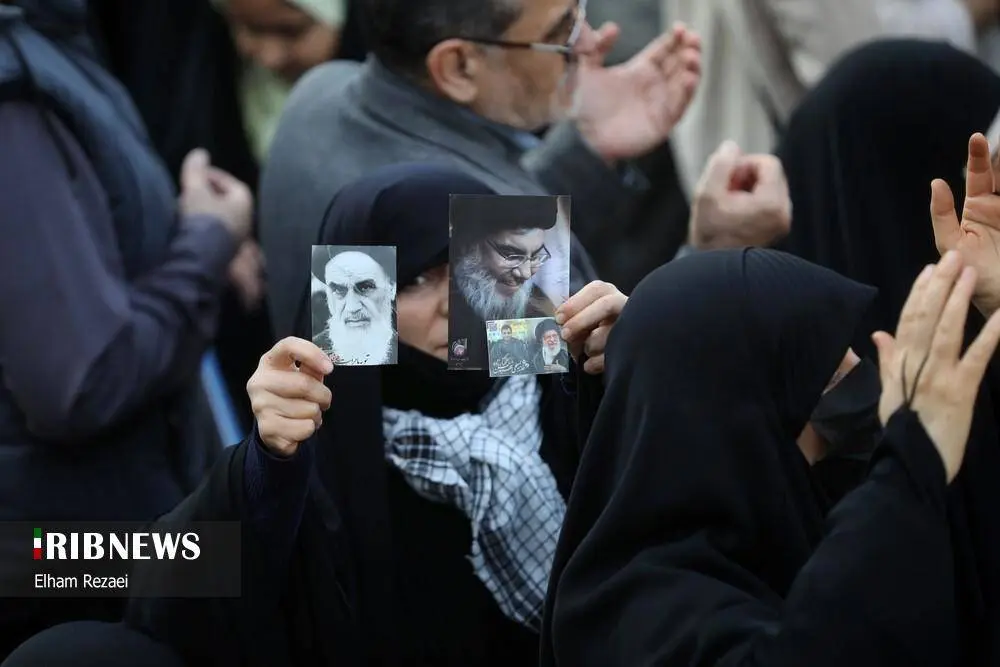 عکس| حضور سردار قاآنی در تجمع حجاب دانشگاه تهران عکس| حضور سردار قاآنی در تجمع حجاب دانشگاه تهران