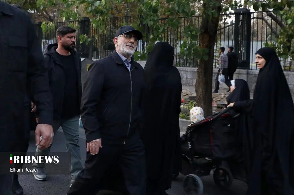 عکس| حضور سردار قاآنی در تجمع حجاب دانشگاه تهران عکس| حضور سردار قاآنی در تجمع حجاب دانشگاه تهران