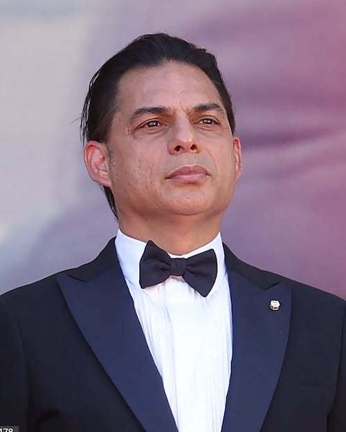 چند توصیه برای آقای پیمان معادی؛ یکنواخت بودن شما همه ما را خسته کرد! چند توصیه برای آقای پیمان معادی؛ یکنواخت بودن شما همه ما را خسته کرد!