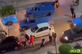 ویدئویی عجیب از درگیری و اسلحه‌کشی سرنشینان ۲۰۷ و ۲۰۶ در خیابان