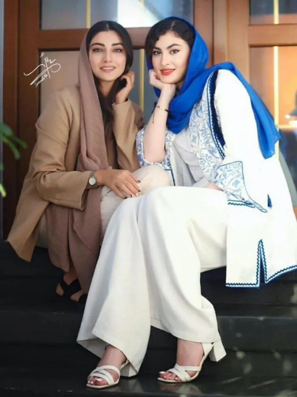 بیوگرافی محیا دهقانی