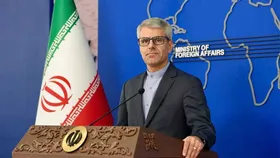 بقایی سکانسی از فیلم معروف را در صفحه خود منتشر کرد