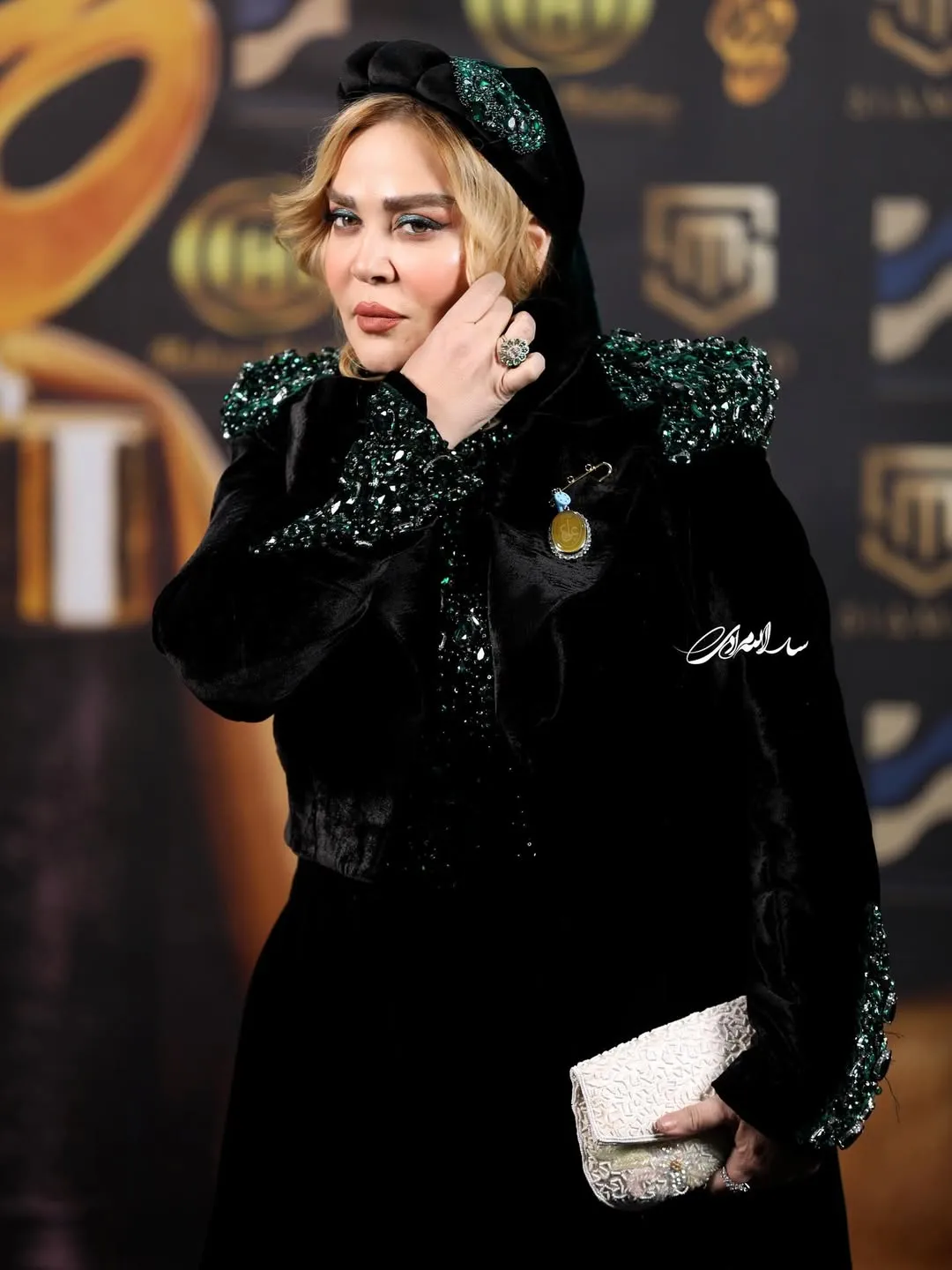 استایل بهاره رهنما در جشن حافظ