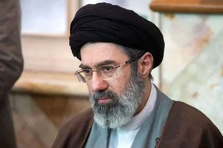 برای نخستین بار وضعیت سلامتی آیت‌الله «سید مجتبی خامنه‌ای» تشریح شد
