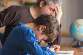 با درس نخواندن بچه‌ها چه کنیم؟