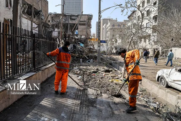 آثار حمله هوایی به خیابان ملک الشعرای بهار