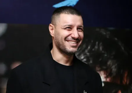 (ویدئو) جواد عزتی: سریال «وحشی» ۴ فصل دارد | فصل دوم متفاوت‌تر از فصل اول است!