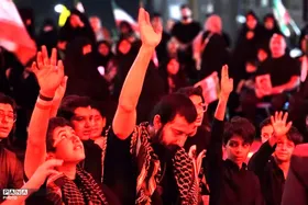تفاهم ایران و آمریکا در یک هیات عزاداری به آتش کشیده شد
