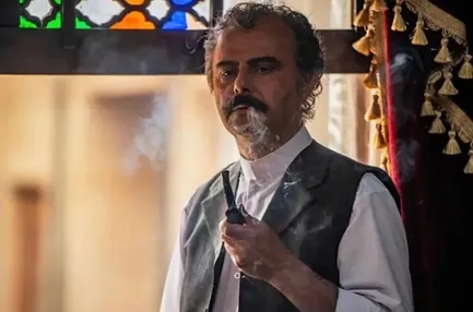 جدایی علی مصفا از «بامداد خمار»