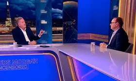 ویدئو |  گریه‌ سوزناک کوین اسپیسی روی آنتن به خاطر وضعیت مالی‌اش