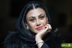 عکس | تیپ تابستانی و ژست‌ آزاده صمدی سوژه شد