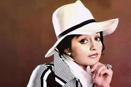 (عکس) تونل زمان؛ «گوگوش و مسعود کیمیایی» در کنار یک جت شخصی؛ سال ۸۰