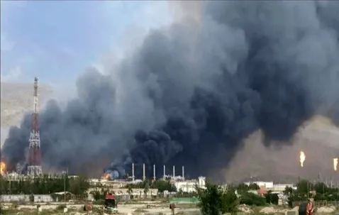 نجات ۲۴ نفر حبس شده از یک ساختمان در زعفرانیه