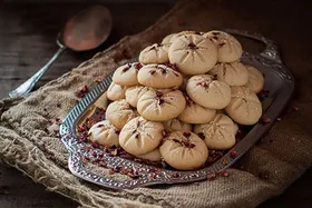 شهرت جهانی خوشمزه‌های ایرانی | نان برنجی و کلوچه در جمع ۱۰۰ کوکی محبوب دنیا