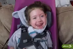 عکس | بوسیدن دهان نوزاد ۲ روزه و یک زندگی که خراب شد!