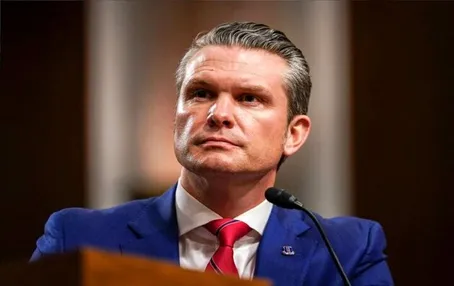 اعتراف هگست به جنایت میناب | انتقاد مقام‌های سابق آمریکایی از سکوت پنتاگون