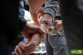 ویدئو | بازداشت عامل موساد در غرب تهران به همراه تعداد زیادی ریزپرنده انتحاری