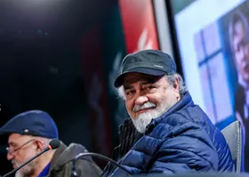 (ویدئو) انتقاد شریفی‌نیا از مهدویان: ستاره‌های سینما ترسو نیستند شکل عزاداری آنها متفاوت است!