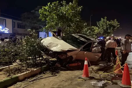 ماجرای برخورد مرگبار خودرو با تجمع شبانه در بلوار وکیل‌آباد مشهد؛ ۴ نفر کشته و ۱۱ نفر مصدوم شدند