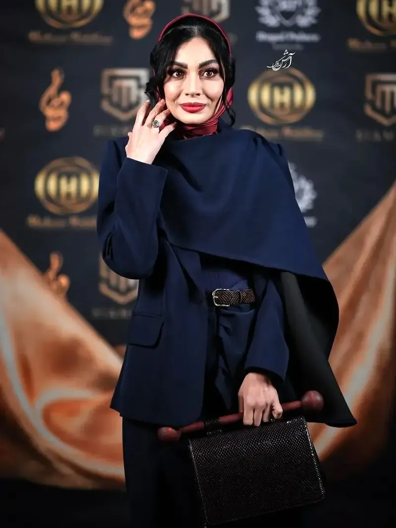 استایل صحرا اسداللهی در جشن حافظ