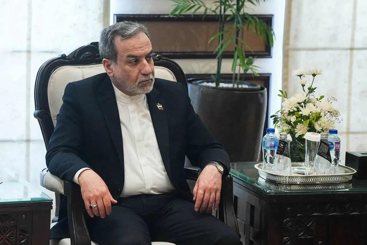 محمد باقر قالیباف در پاکستان