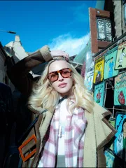 (عکس) گشت و گذار جذاب مدونا در مراکش