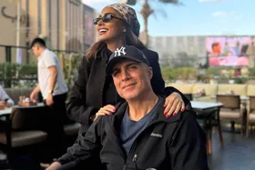 قاب عاشقانه اوزجان دنیز با زن ایرانی‌اش در ترکیه