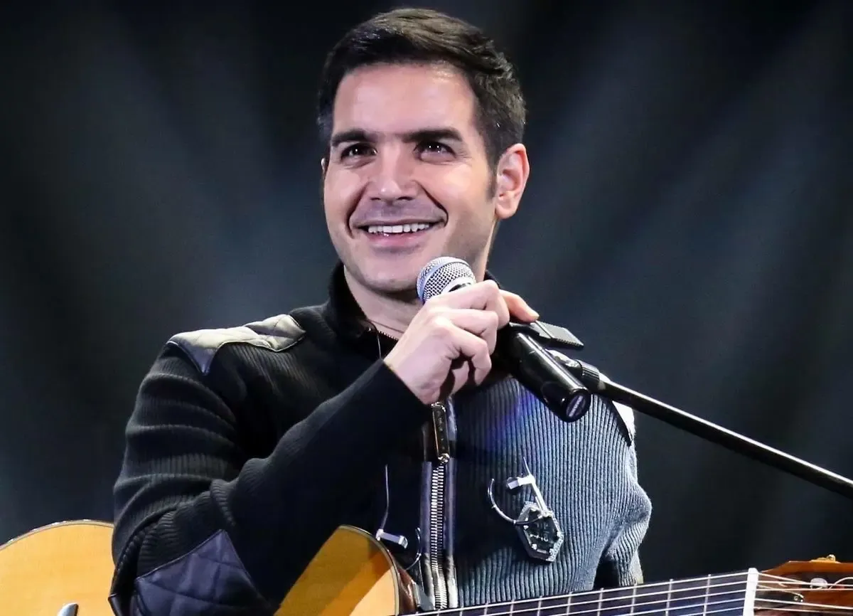 بیوگرافی محسن یگانه