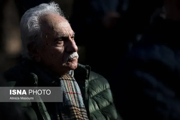 متن و حاشیه تشییع پیکر عنایت بخشی