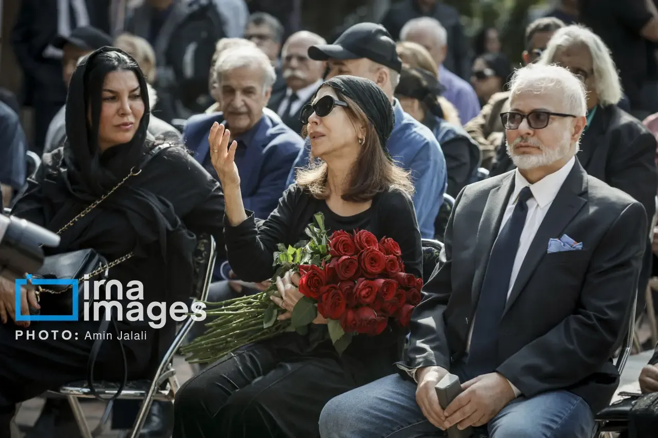ناهید کبیری همسر سیروس ابراهیم زاده