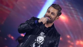 تعریف و تمجید عجیب رسانه رسمی از آقا رضا گلزار به خاطر آهنگ جدیدش