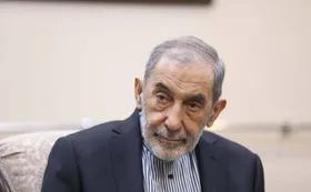 هشدار ولایتی به ترامپ: نتیجه تجاوز و اشغال، اسارت تحقیرآمیز و قطعه‌قطعه‌شدن خواهد بود