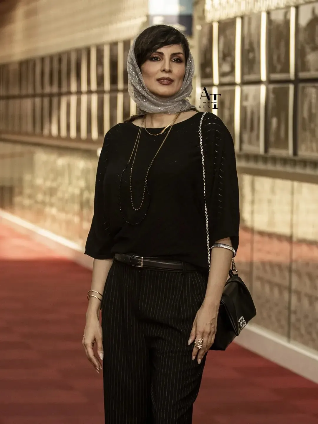 آرزو تاجنیا در اکران «سگمار» آرزو تاجنیا در اکران «سگمار»
